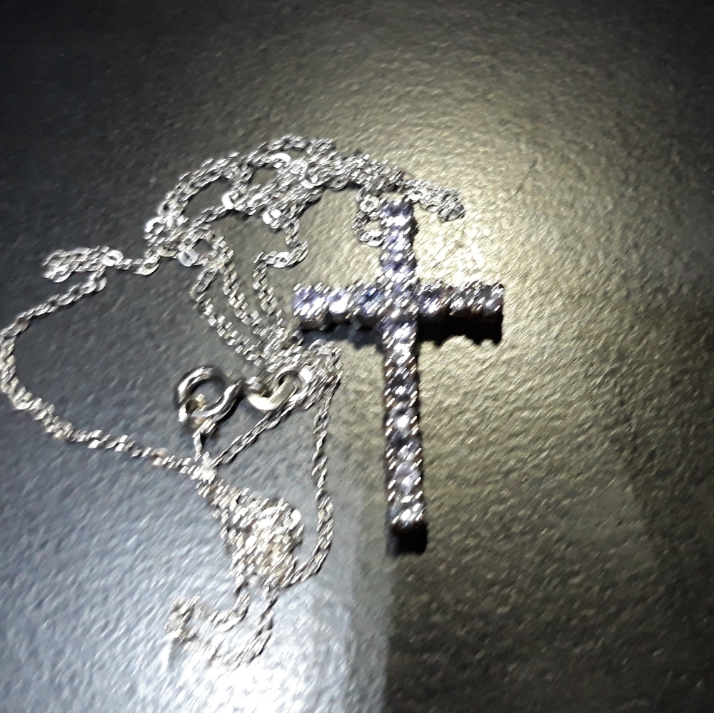 Natural Tanzanite Cross Pendant with Chain et
